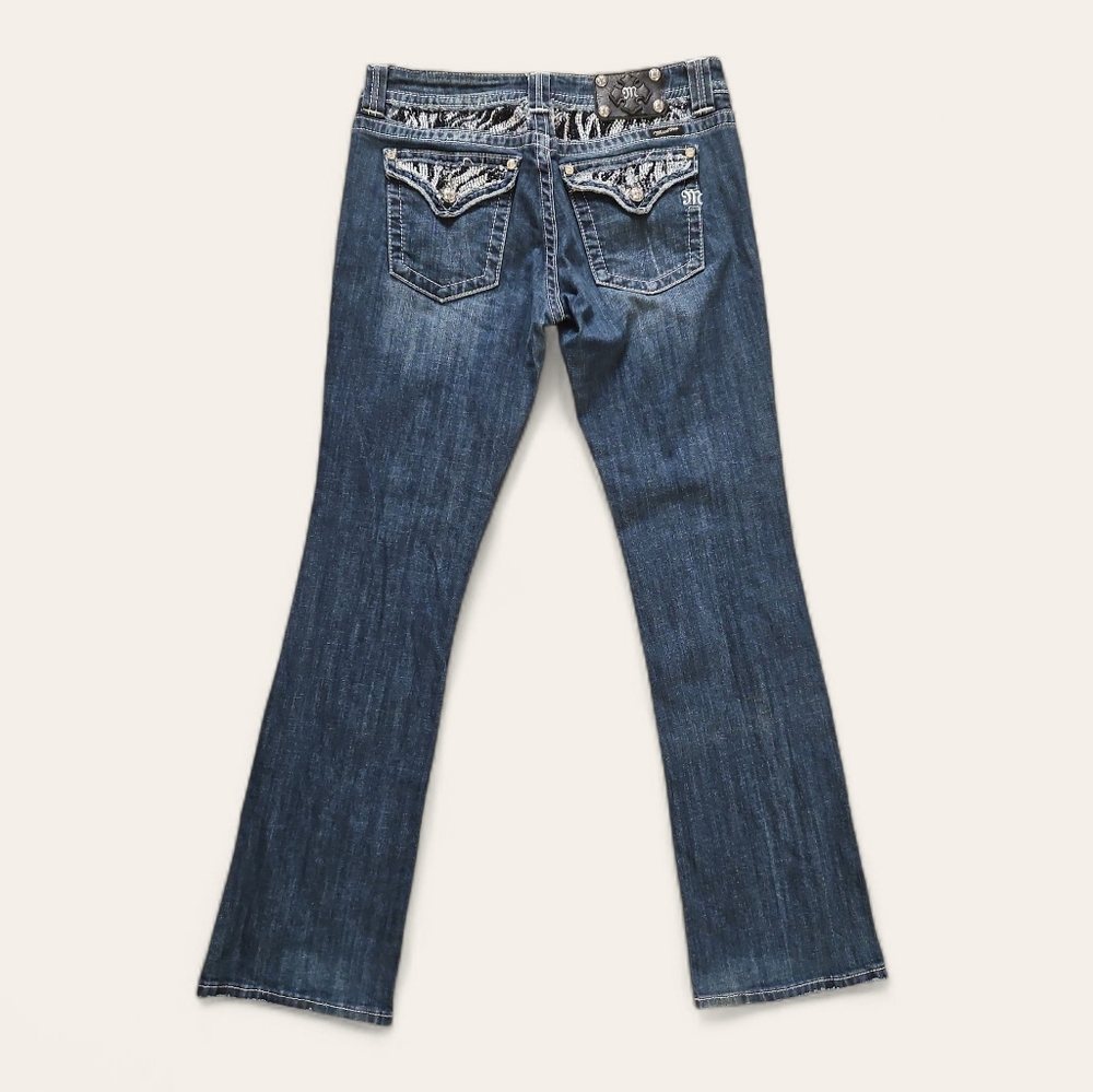 Miss Me Low Rise Boot Cut Jeans - Picture 2 of 8